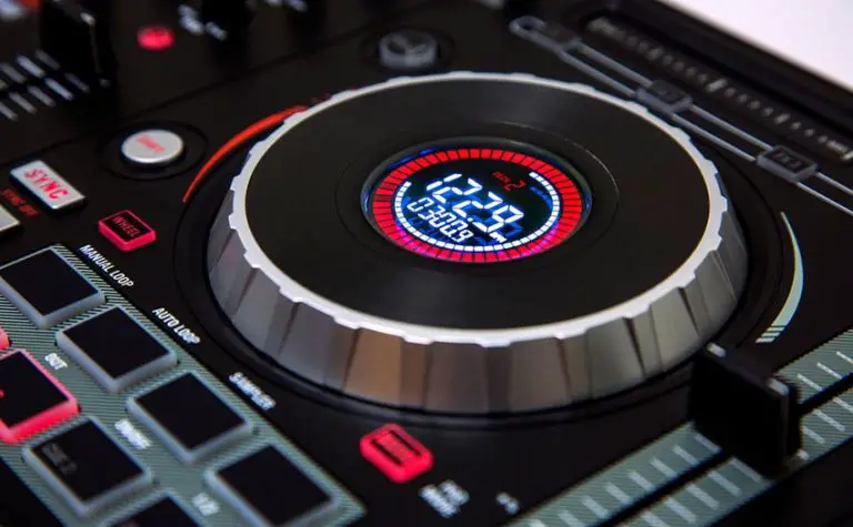 Best DJ Controllers Under $500 (Updated May 2022)